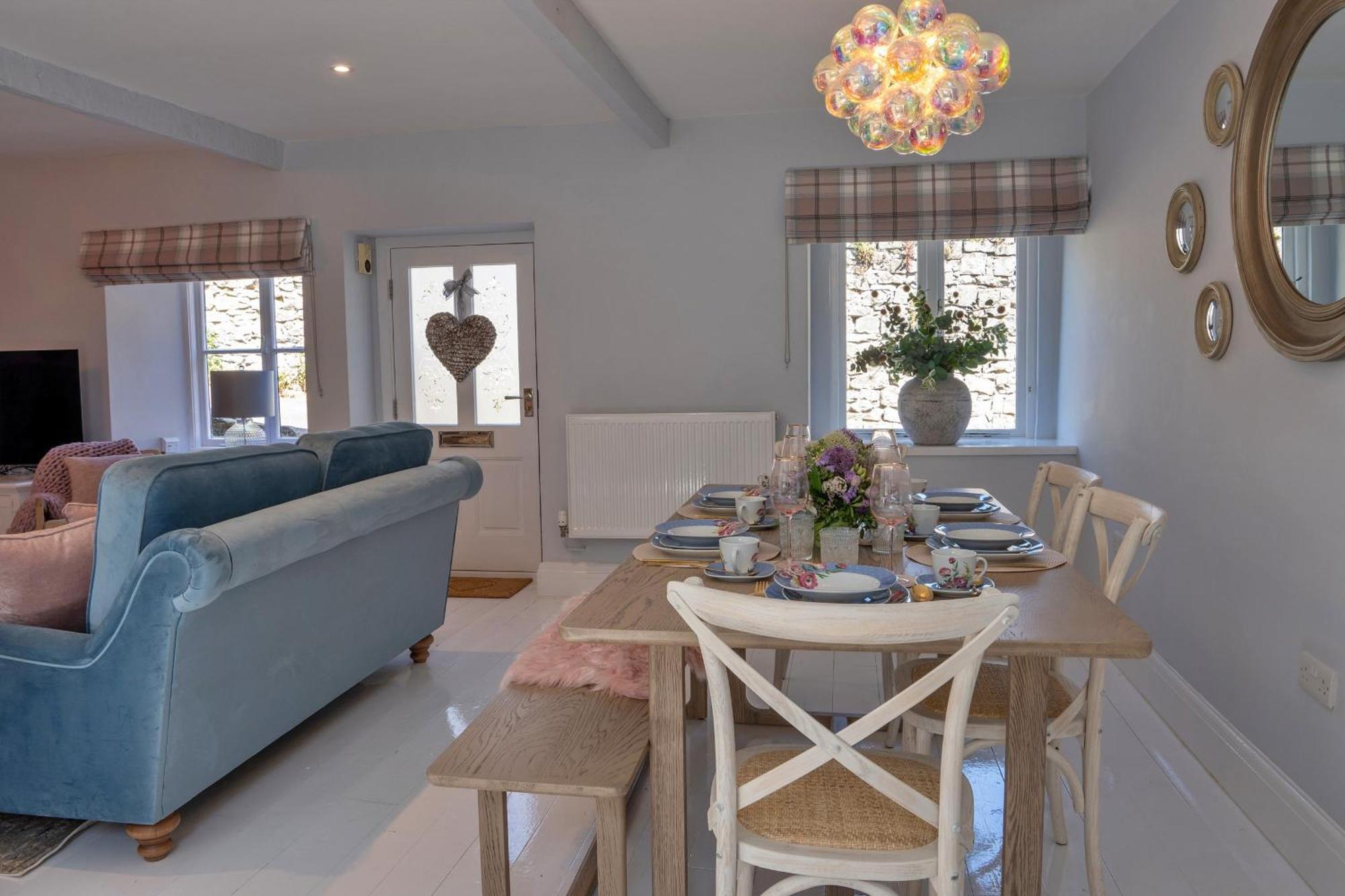 Finest Retreats - Sisu Bakewell, Limestones * Bakewell